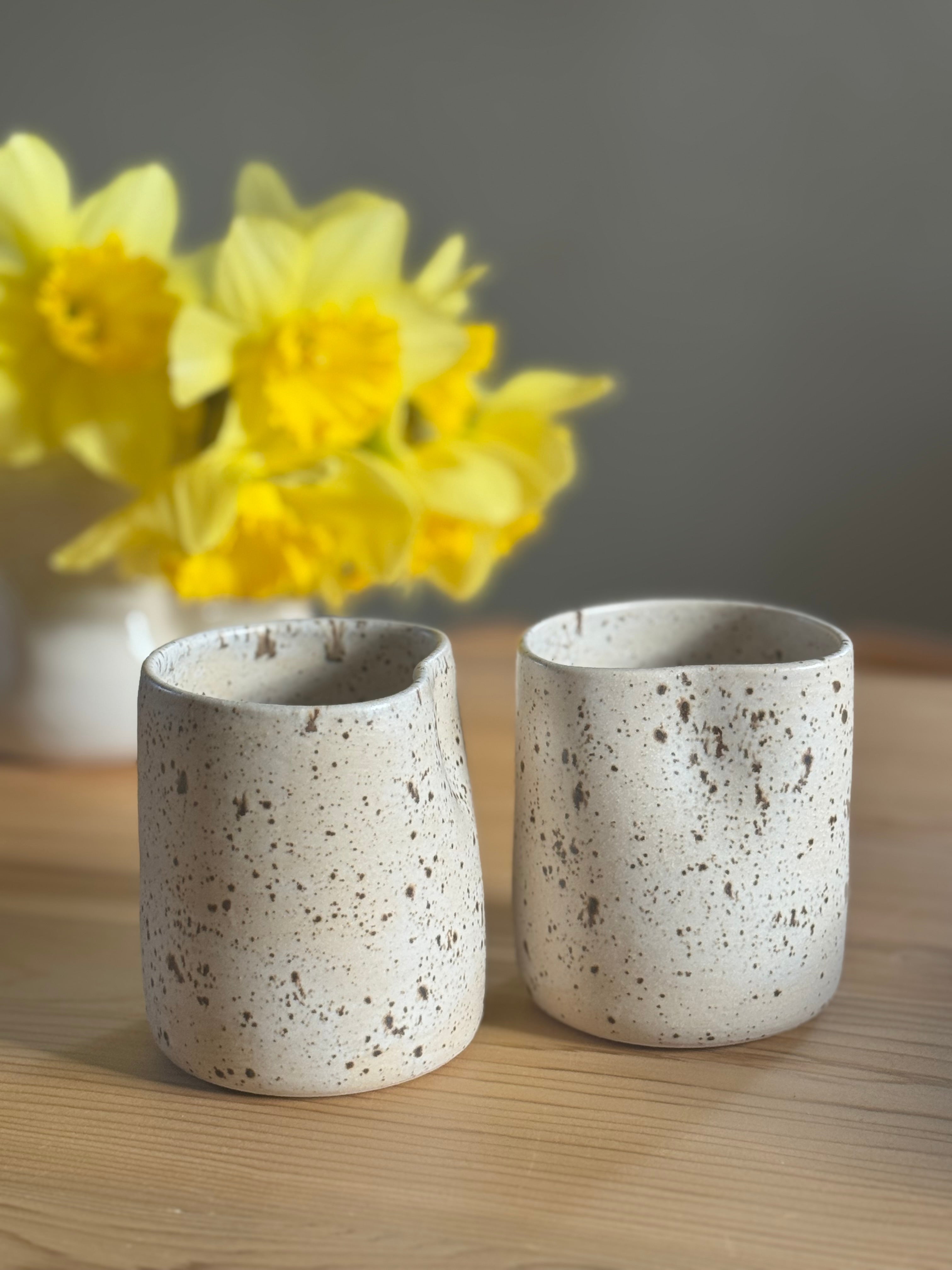 Thumb Latte Cups
