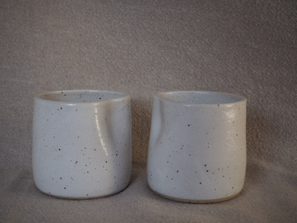 Thumb Flat White Cups