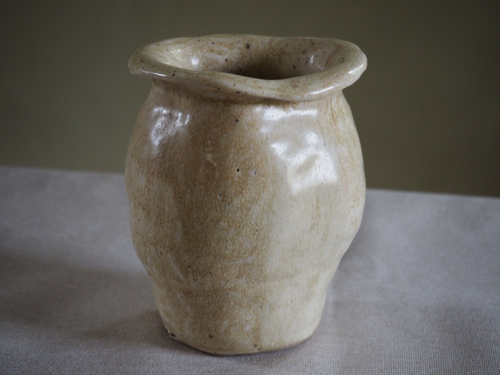 Small Coiled Organic Vase Cream